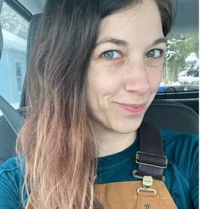 Meet your Posher, Steph